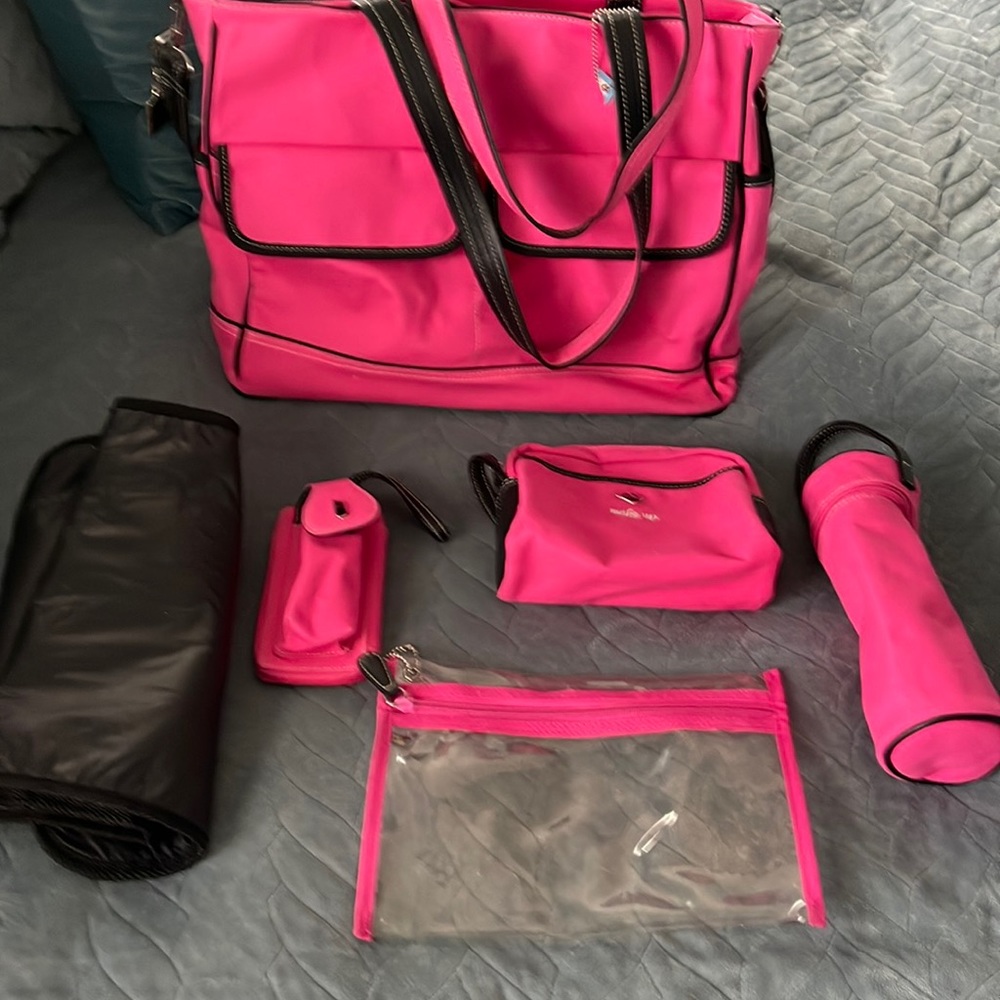 FINAL PRICE Kathy van Zeeland diaper bag with ALL accessories, key chain, NWOT